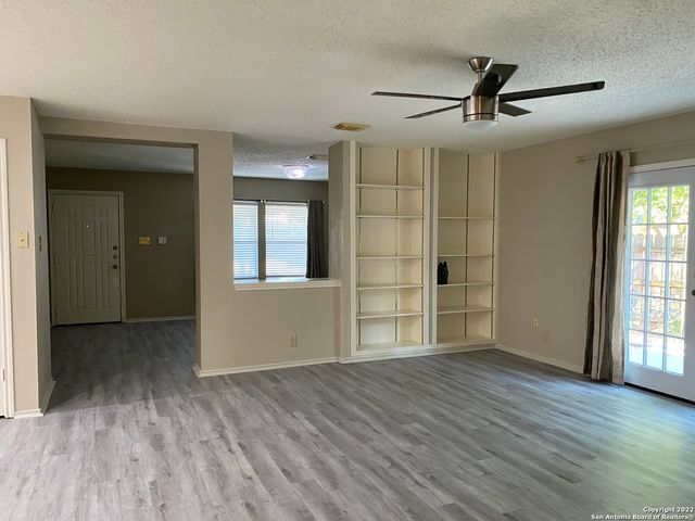 13303 PECAN GLADE, San Antonio, TX 78249