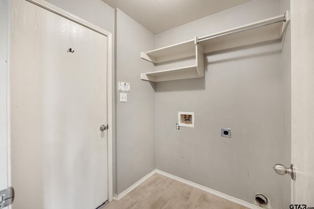 7000 Ranch Hill Drive, Flint, TX 75762