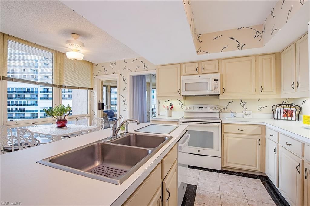 4051 Gulf Shore BLVD N 706, NAPLES, FL 34103 — photo 5