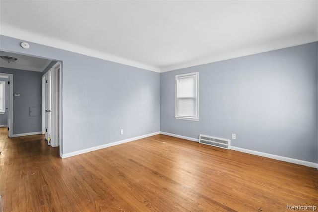 14072 Carlisle Street, Detroit, MI 48205