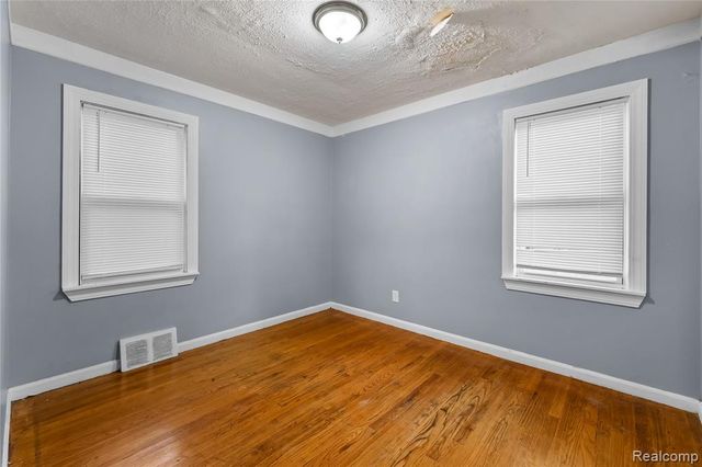 14072 Carlisle Street, Detroit, MI 48205