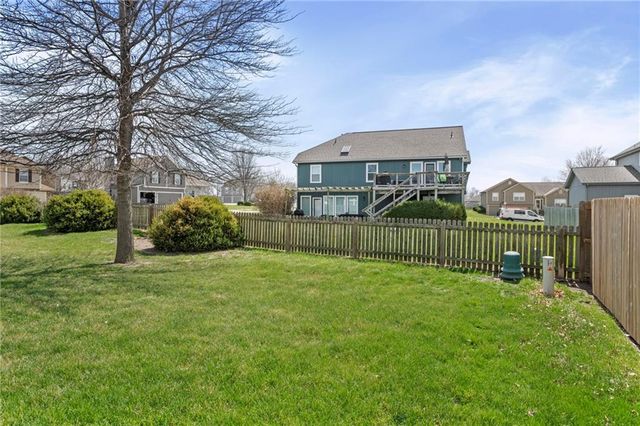 909 SE 13th Street, Lee's Summit, MO 64081