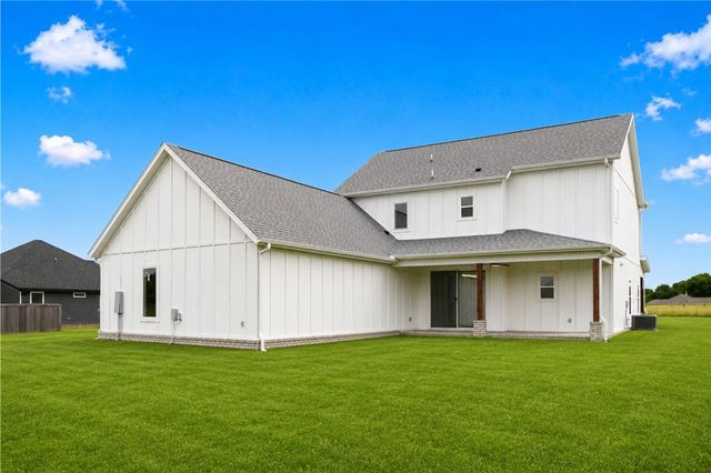 24023 Stargaze Lane, Gravette, AR 72736