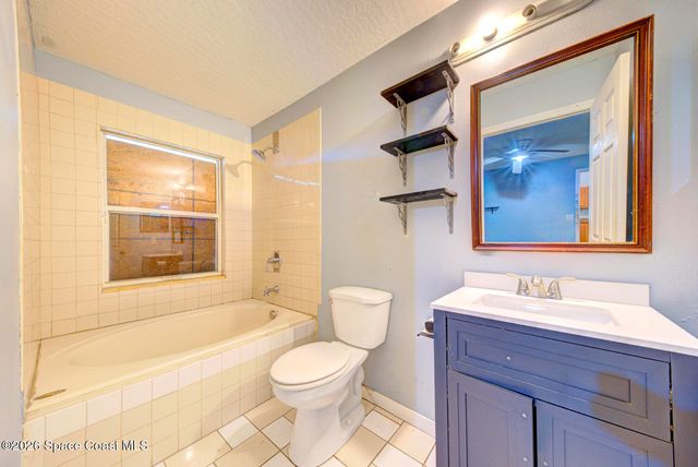 1090 Castile Road SE, Palm Bay, FL 32909