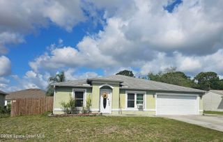 1090 Castile Road SE, Palm Bay, FL 32909