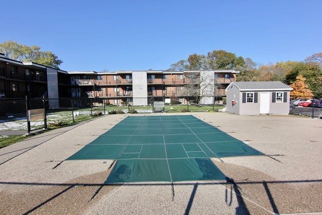 14 Arizona Terrace 5, Arlington, MA 02474