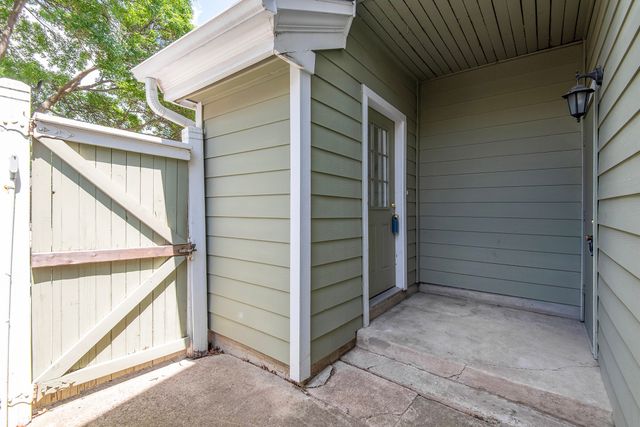 6220 Bentwood Trail 502, Dallas, TX 75252