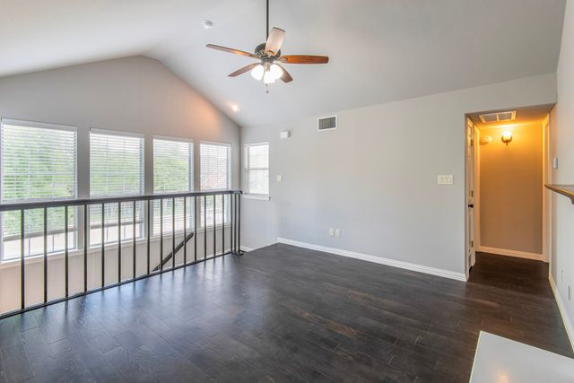 6220 Bentwood Trail 502, Dallas, TX 75252