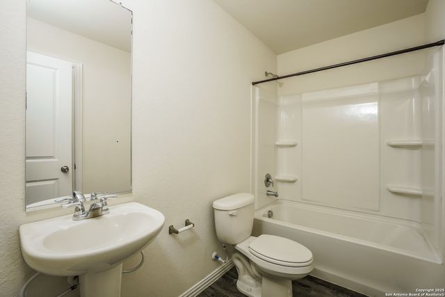 2434 Bermuda, San Antonio, TX 78222