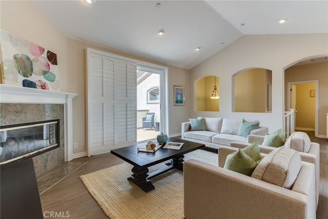 2113 Mathews, Redondo Beach, CA 90278