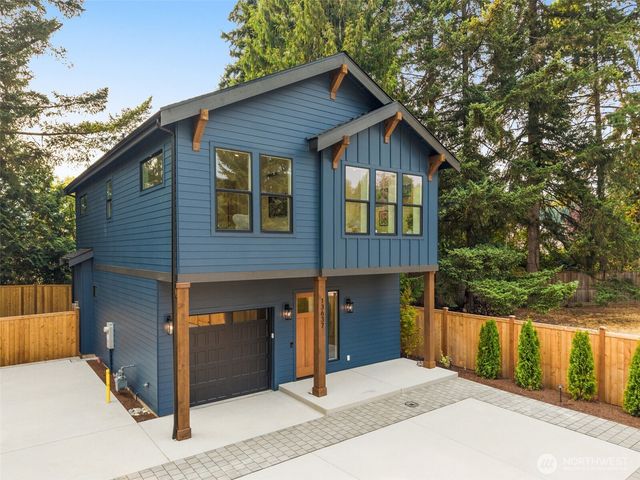 13637 103rd Avenue NE, Kirkland, WA 98034