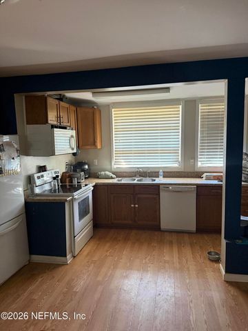 3610 PEACH Drive, Jacksonville, FL 32246