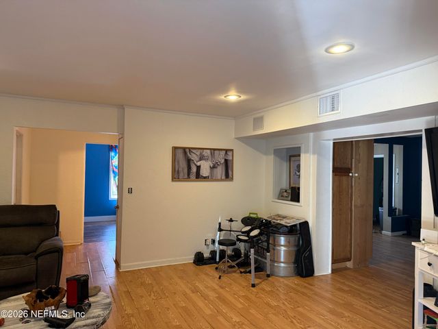 3610 PEACH Drive, Jacksonville, FL 32246