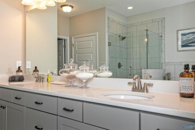 222 Roman Randall Road, New Market, AL 35761