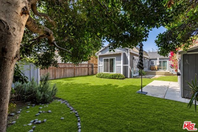 2310 Manning Avenue, Los Angeles, CA 90064