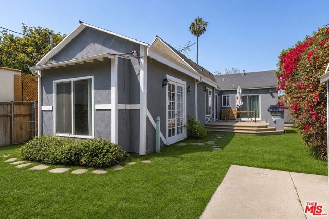 2310 Manning Avenue, Los Angeles, CA 90064
