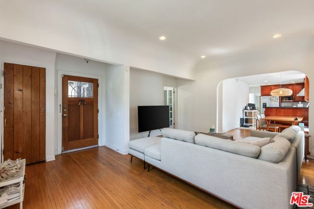 2310 Manning Avenue, Los Angeles, CA 90064