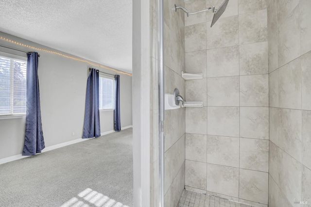 566 Santa Alicia Dr, Rohnert Park, CA 94928