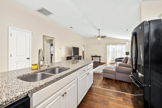 1745 Glenmorangie Drive, Sumter, SC 29154