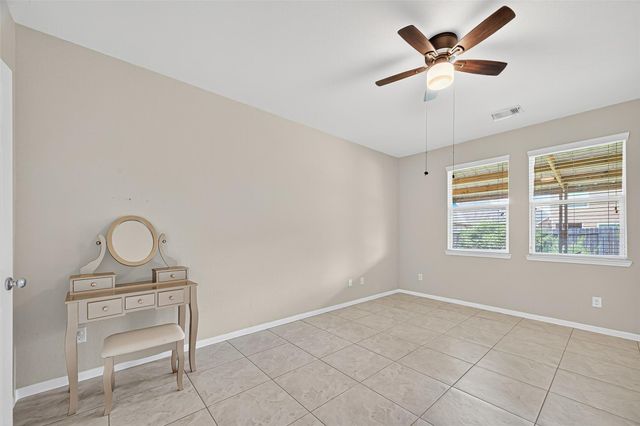 8314 Egret Bay Circle, Baytown, TX 77523