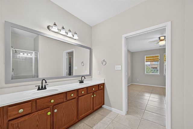 8314 Egret Bay Circle, Baytown, TX 77523