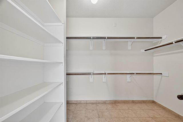 8314 Egret Bay Circle, Baytown, TX 77523