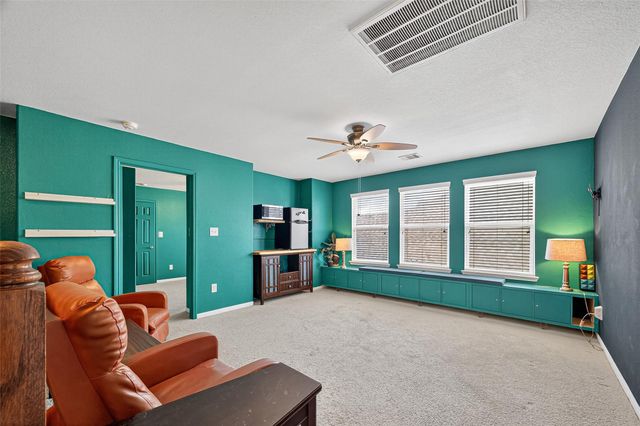 8314 Egret Bay Circle, Baytown, TX 77523