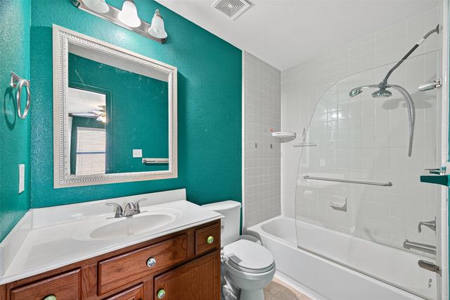 8314 Egret Bay Circle, Baytown, TX 77523