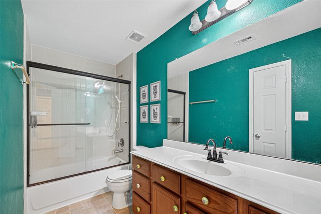 8314 Egret Bay Circle, Baytown, TX 77523