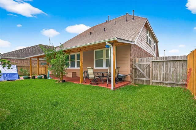 8314 Egret Bay Circle, Baytown, TX 77523