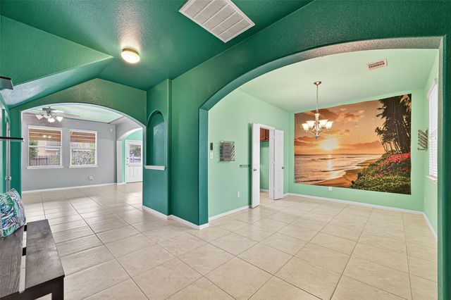 8314 Egret Bay Circle, Baytown, TX 77523