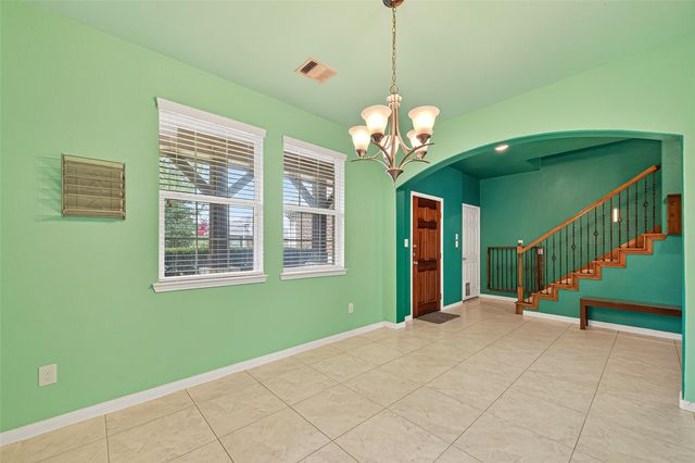 8314 Egret Bay Circle, Baytown, TX 77523