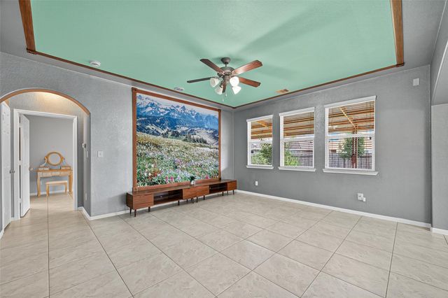 8314 Egret Bay Circle, Baytown, TX 77523