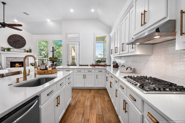 172 Cimarron Creek, Boerne, TX 78006