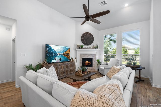 172 Cimarron Creek, Boerne, TX 78006