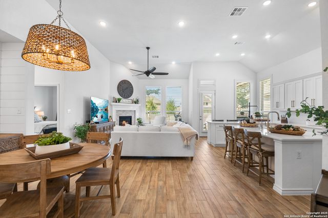 172 Cimarron Creek, Boerne, TX 78006