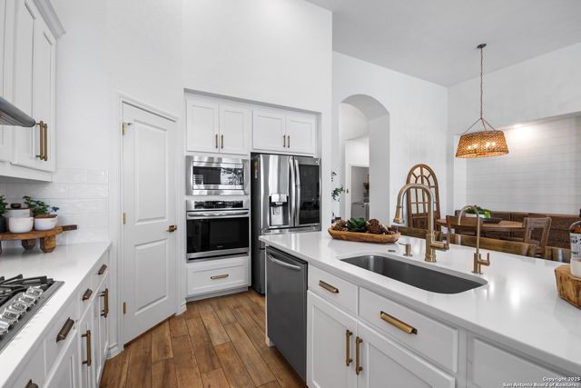 172 Cimarron Creek, Boerne, TX 78006