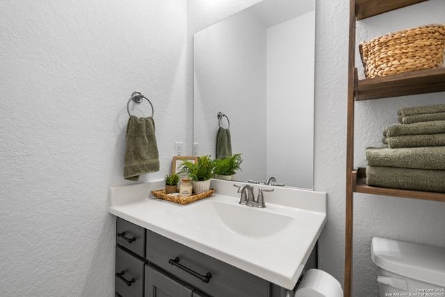 172 Cimarron Creek, Boerne, TX 78006