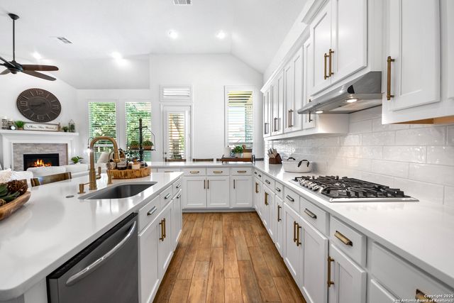 172 Cimarron Creek, Boerne, TX 78006