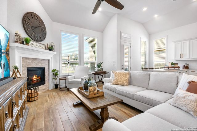 172 Cimarron Creek, Boerne, TX 78006