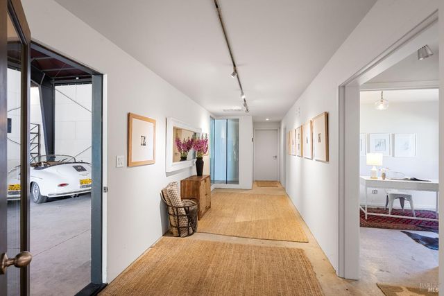 100 W Trinity Rd, Glen Ellen, CA 95442