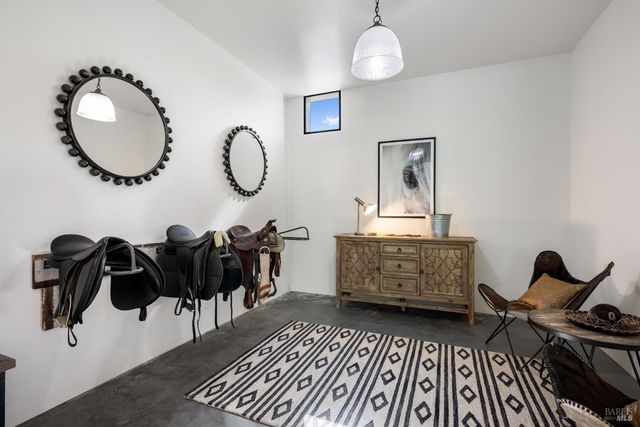 100 W Trinity Rd, Glen Ellen, CA 95442