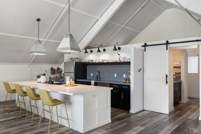 100 W Trinity Rd, Glen Ellen, CA 95442