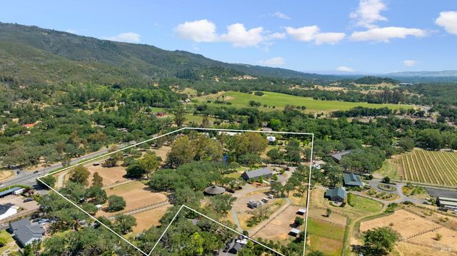 100 W Trinity Rd, Glen Ellen, CA 95442