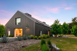 100 W Trinity Rd, Glen Ellen, CA 95442