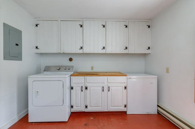 2 Raymond Road, Deerfield, NH 03037