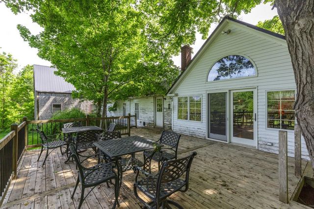 2 Raymond Road, Deerfield, NH 03037