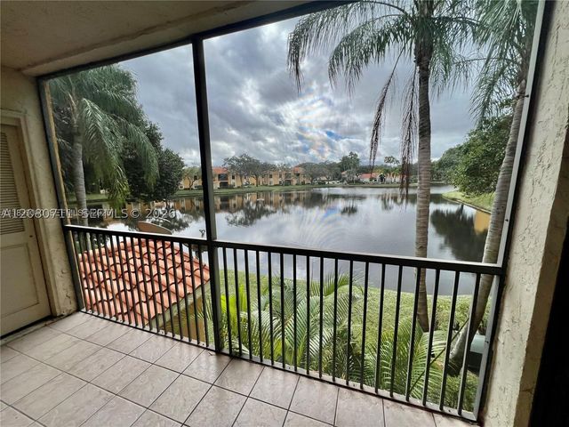 3858 Coral Tree Cir 206, Coconut Creek, FL 33073
