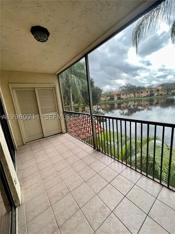3858 Coral Tree Cir 206, Coconut Creek, FL 33073