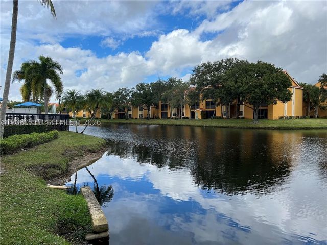 3858 Coral Tree Cir 206, Coconut Creek, FL 33073